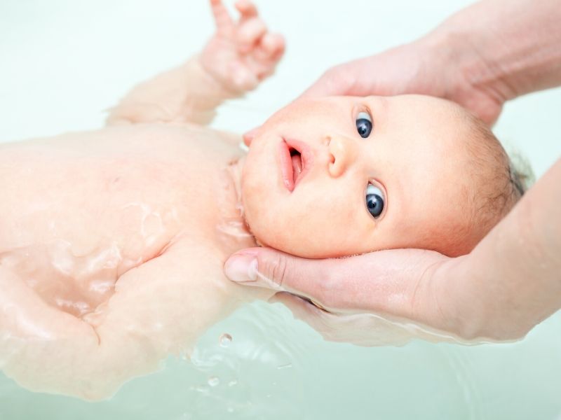 Productos lácteos germen Ligadura Bañeras para bebé: cómo elegirlas - Tiendas Babys