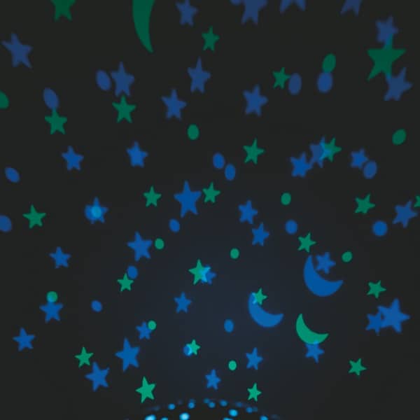 Proyector de estrellas Jané El Proyector de Estrellas de Jané es un dispositivo que proyecta un cielo nocturno lleno de estrellas y constelaciones en la pared o techo de la habitación de tu bebé